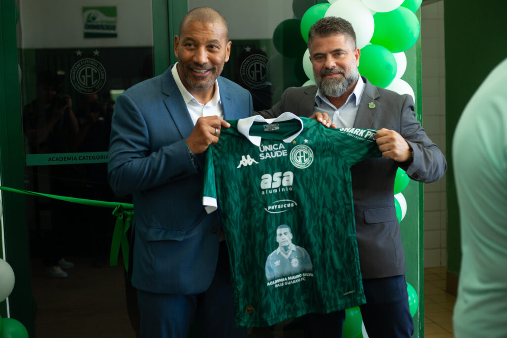 Com homenagens a ídolos, Guarani inaugura nova academia e alojamentos das categorias de base 13
