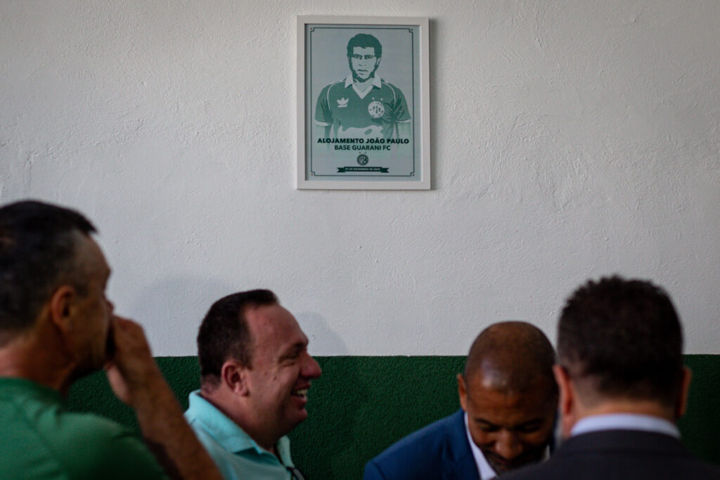 Com homenagens a ídolos, Guarani inaugura nova academia e alojamentos das categorias de base 1